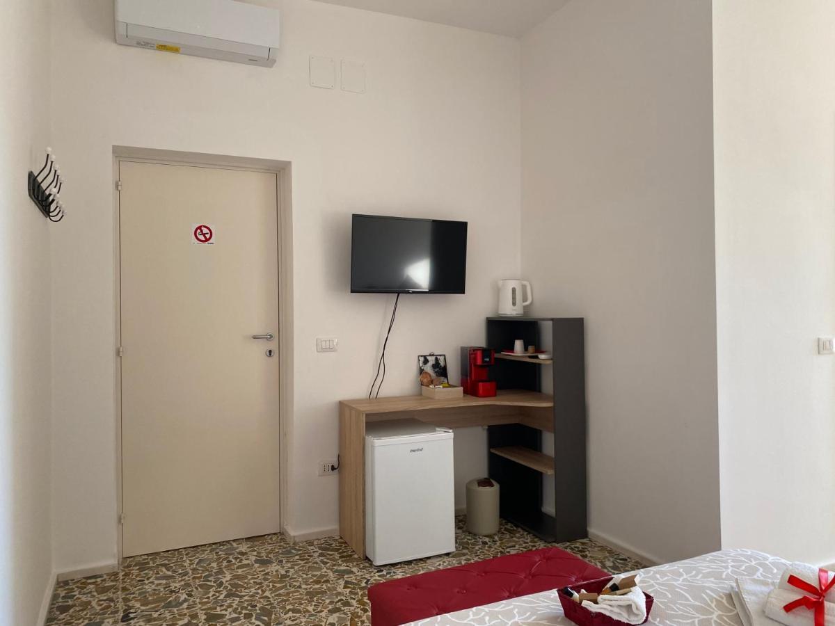 Rossocorallo Rooms Альгеро Екстер'єр фото