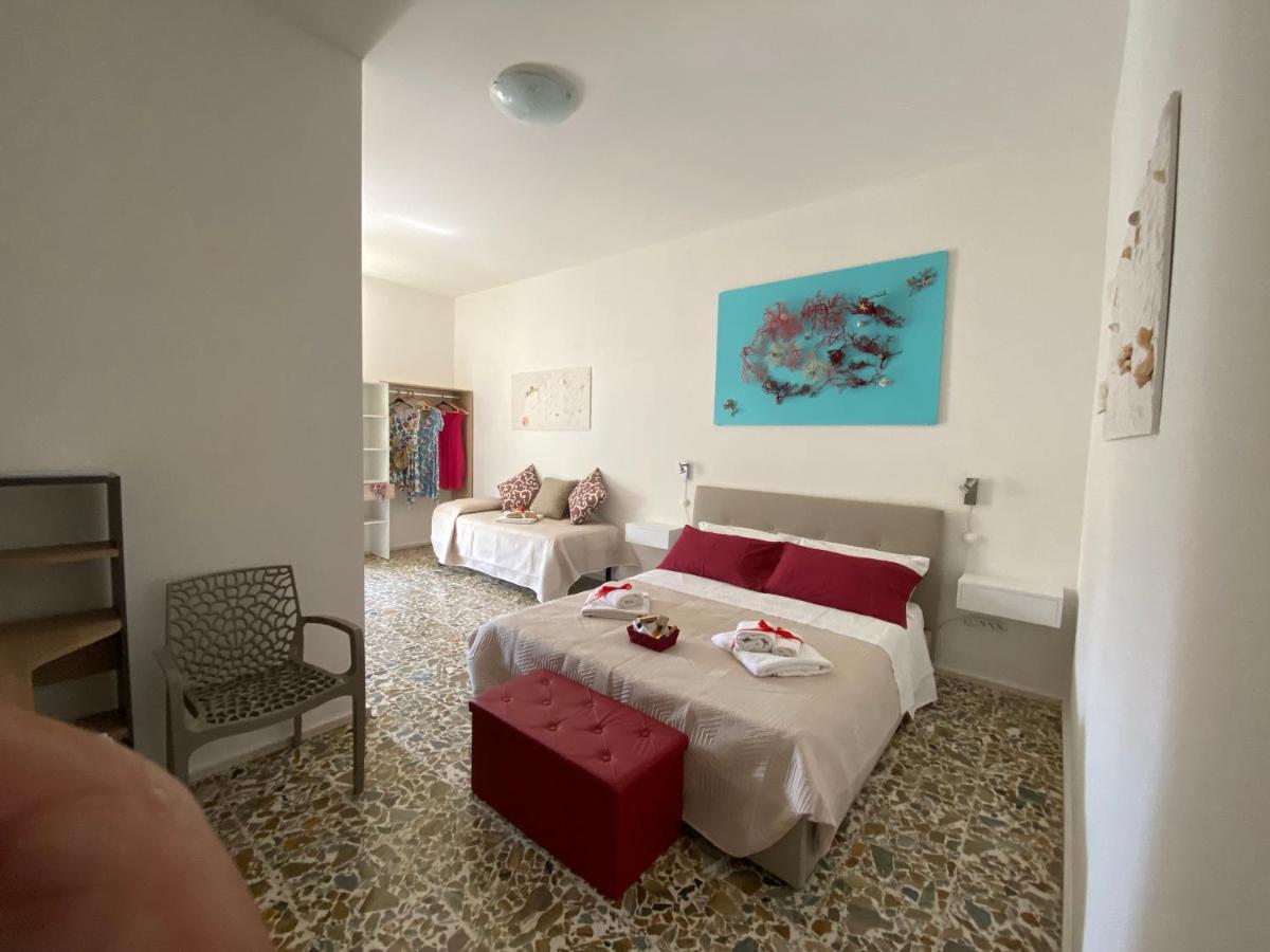 Rossocorallo Rooms Альгеро Екстер'єр фото