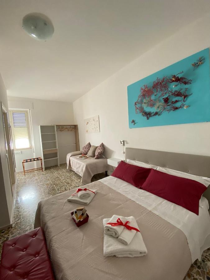 Rossocorallo Rooms Альгеро Екстер'єр фото