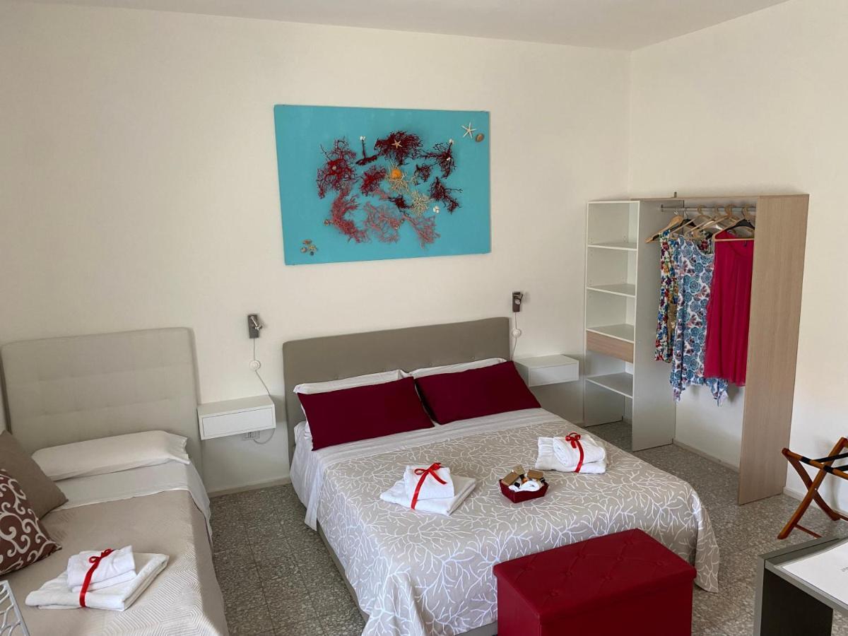 Rossocorallo Rooms Альгеро Екстер'єр фото